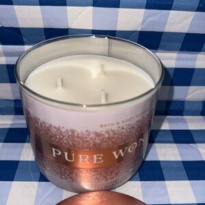 Pure wonder candle